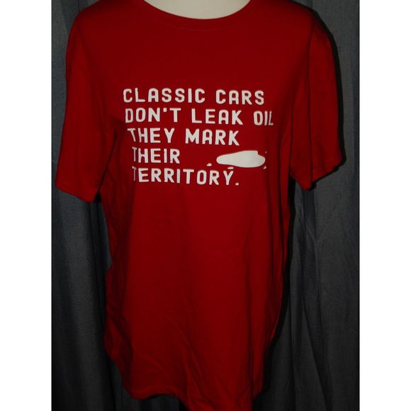 Men's Large Red Classic Cars Don't Leak Oil They Mark Their Territory Shirt - Picture 2 of 3